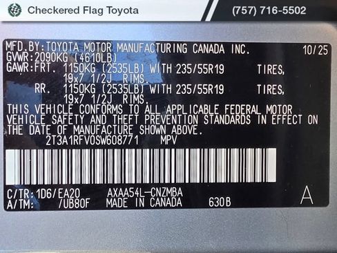Used 2025 Toyota RAV4 XLE Premium w/ Weather Package AWD/4WD image 23