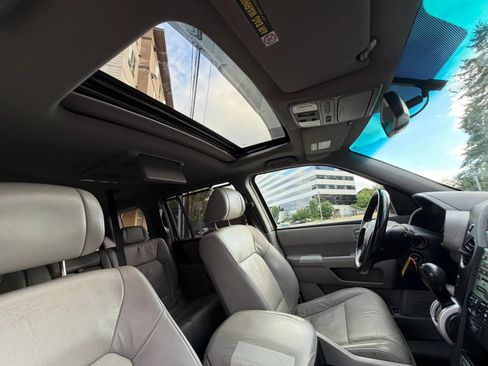 Used 2011 Honda Pilot Touring image 36