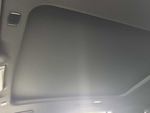 Used 2023 Chevrolet Tahoe Z71 w/ Luxury Package image 68