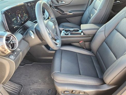 New 2026 Chevrolet Equinox LT w/ Convenience Package II image 14