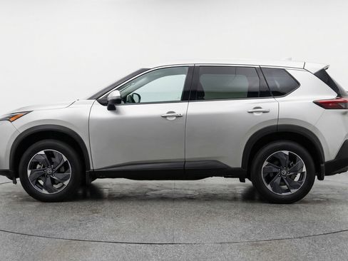 Used 2025 Nissan Rogue SV AWD/4WD image 5