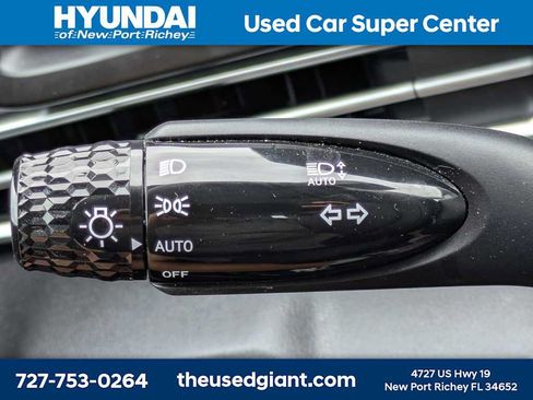Used 2025 Hyundai Elantra SE w/ Cargo Package FWD image 27