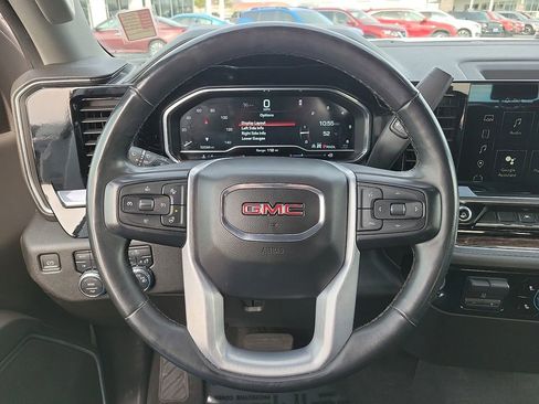 Used 2023 GMC Sierra 1500 SLE image 19
