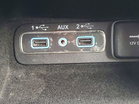 Used 2018 Jeep Grand Cherokee Laredo image 22