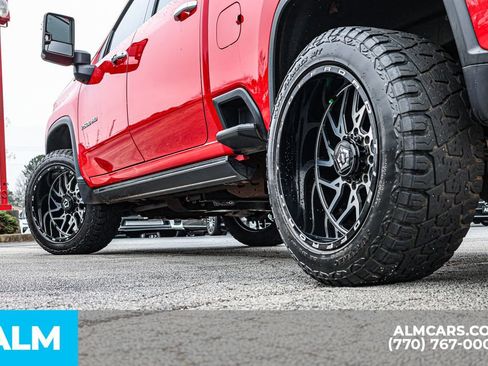 Used 2024 Chevrolet Silverado 2500 LTZ w/ LTZ Premium Package image 17