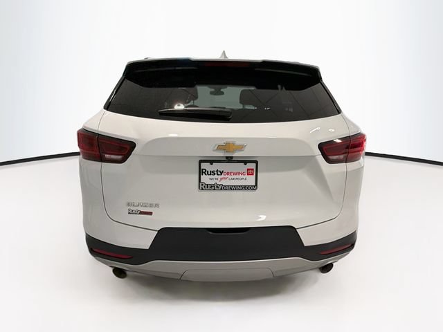 Used 2024 Chevrolet Blazer LT w/ Convenience Package FWD image 5