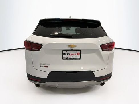 Used 2024 Chevrolet Blazer LT w/ Convenience Package FWD image 5
