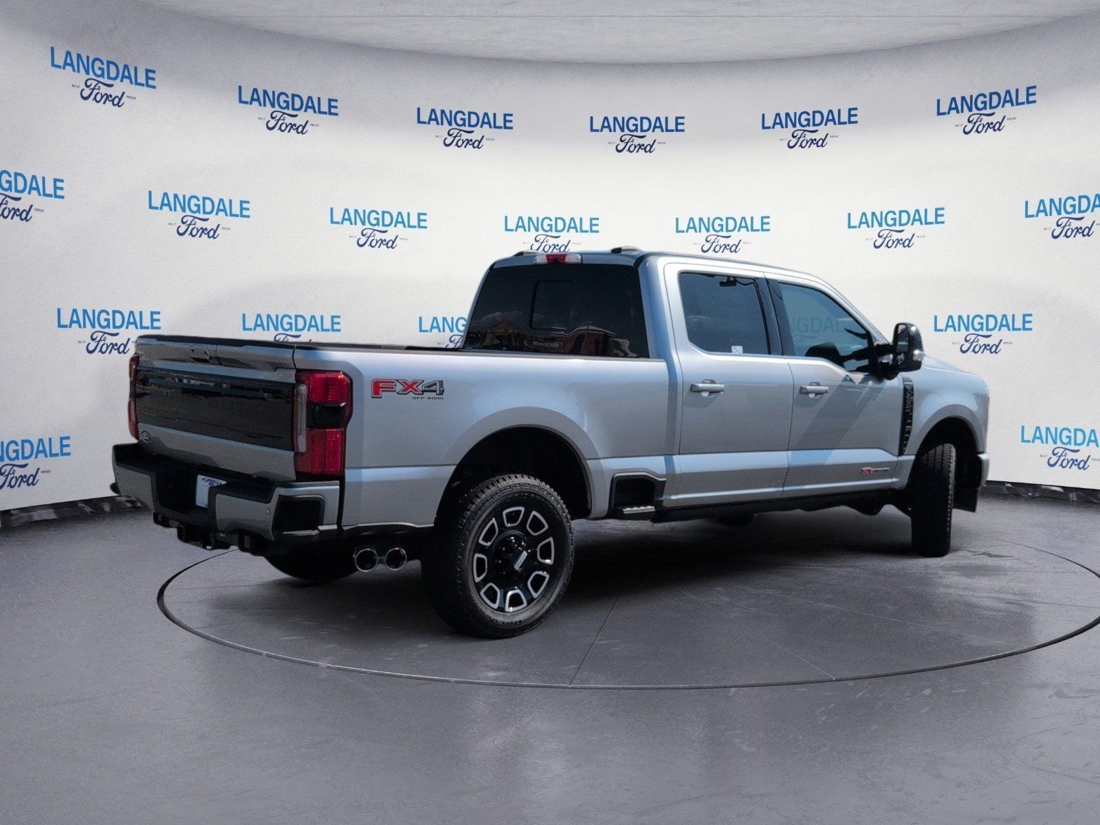 New 2027 Ford F250 Platinum AWD/4WD image 4