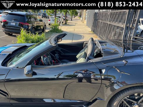 Used 2019 Chevrolet Corvette ZR1 RWD image 9