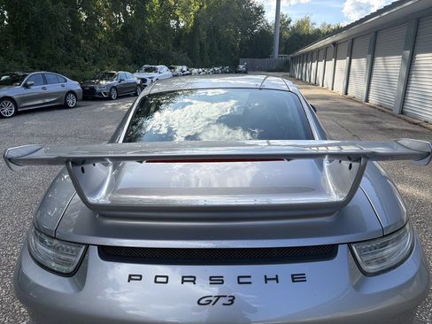 Used 2015 Porsche 911 GT3 RWD image 6