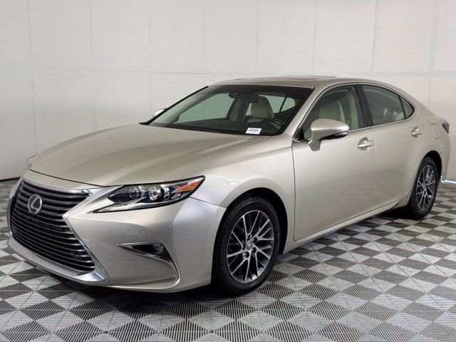 Used 2016 Lexus ES 350 w/ Luxury Package w/Wood Trim FWD image 2