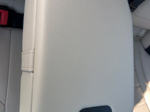 Used 2021 Mercedes-Benz C 300 4MATIC Sedan image 17