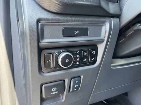 Used 2026 Ford F150 Lariat w/ Equipment Group 501A Mid AWD/4WD image 17