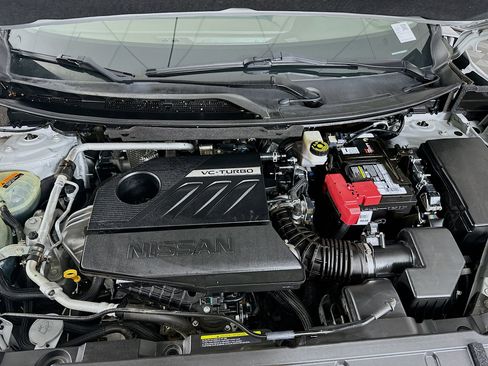 Used 2022 Nissan Rogue SV image 30