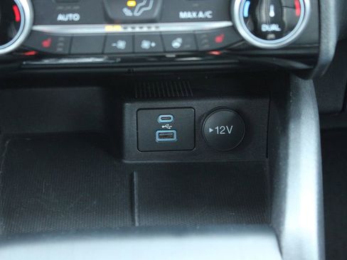 Used 2022 Ford Escape SEL image 22