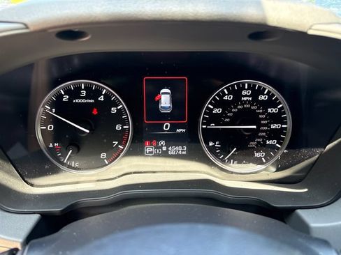 Certified 2024 Subaru Crosstrek 2.0i Premium AWD/4WD image 27