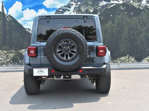 Used 2025 Jeep Wrangler Unlimited Rubicon 392 AWD/4WD image 10
