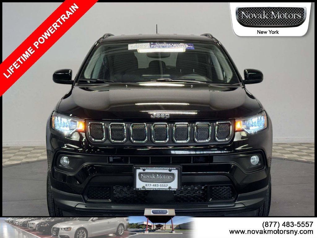 Used 2022 Jeep Compass Latitude AWD/4WD image 2