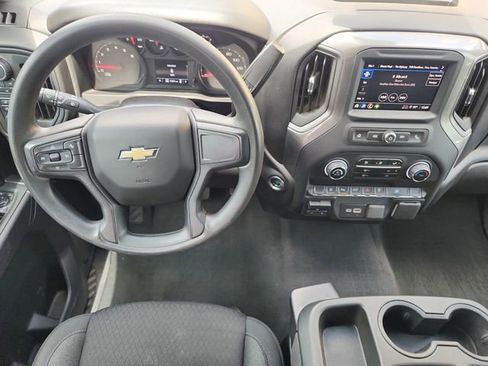 Used 2025 Chevrolet Silverado 2500 Custom w/ Custom Value Package AWD/4WD image 11