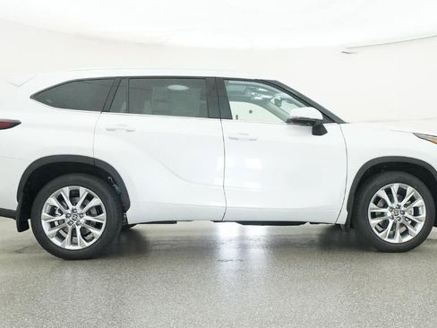 New 2026 Toyota Highlander Limited AWD/4WD image 27