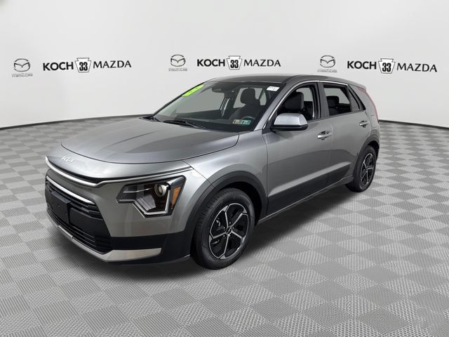 Used 2023 Kia Niro LX FWD image 11