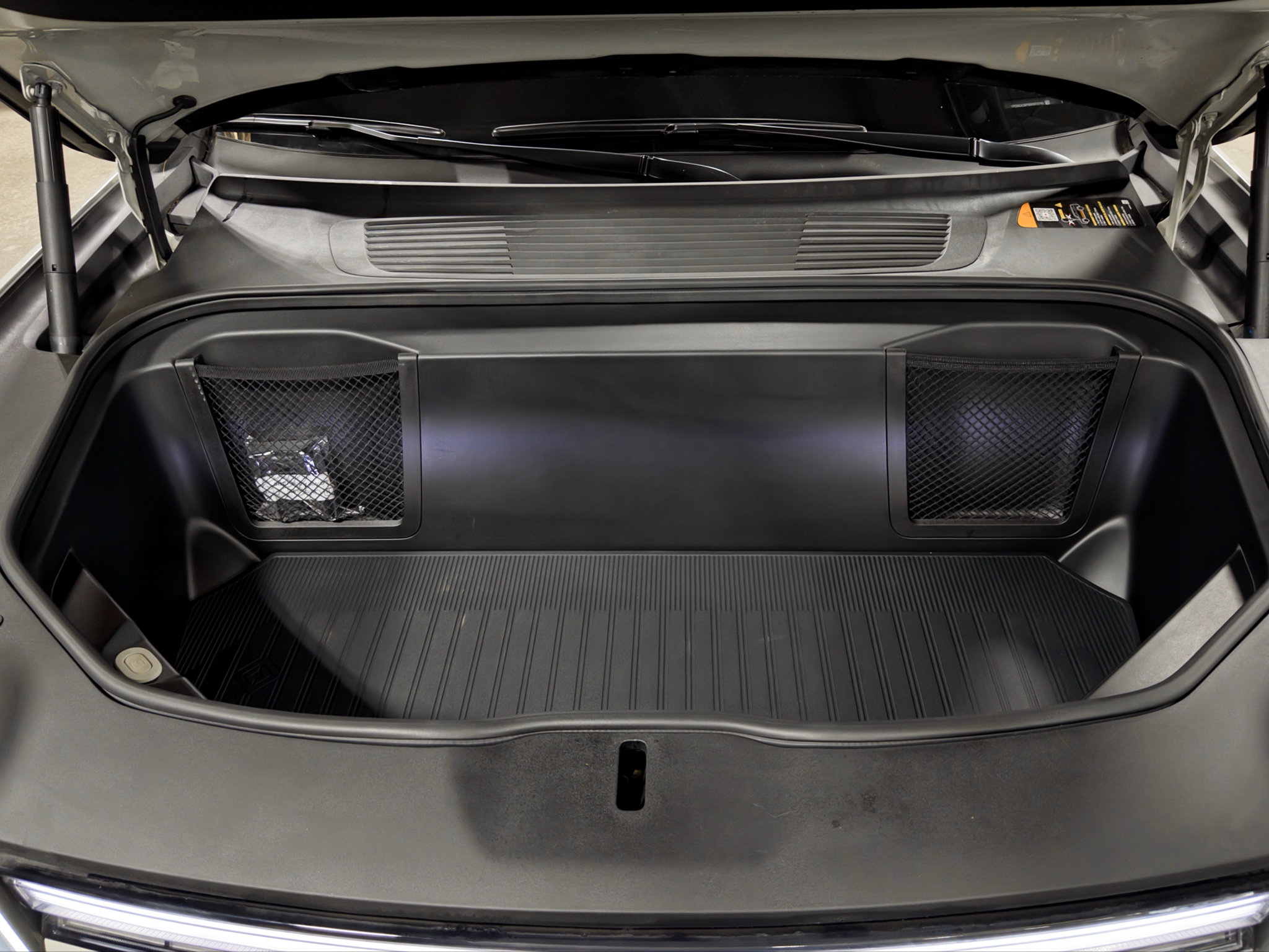 Used 2025 Rivian R1S Premium Dual AWD/4WD image 25