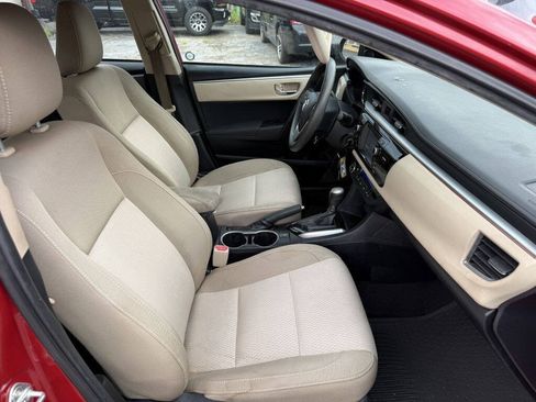 Used 2015 Toyota Corolla LE FWD image 19