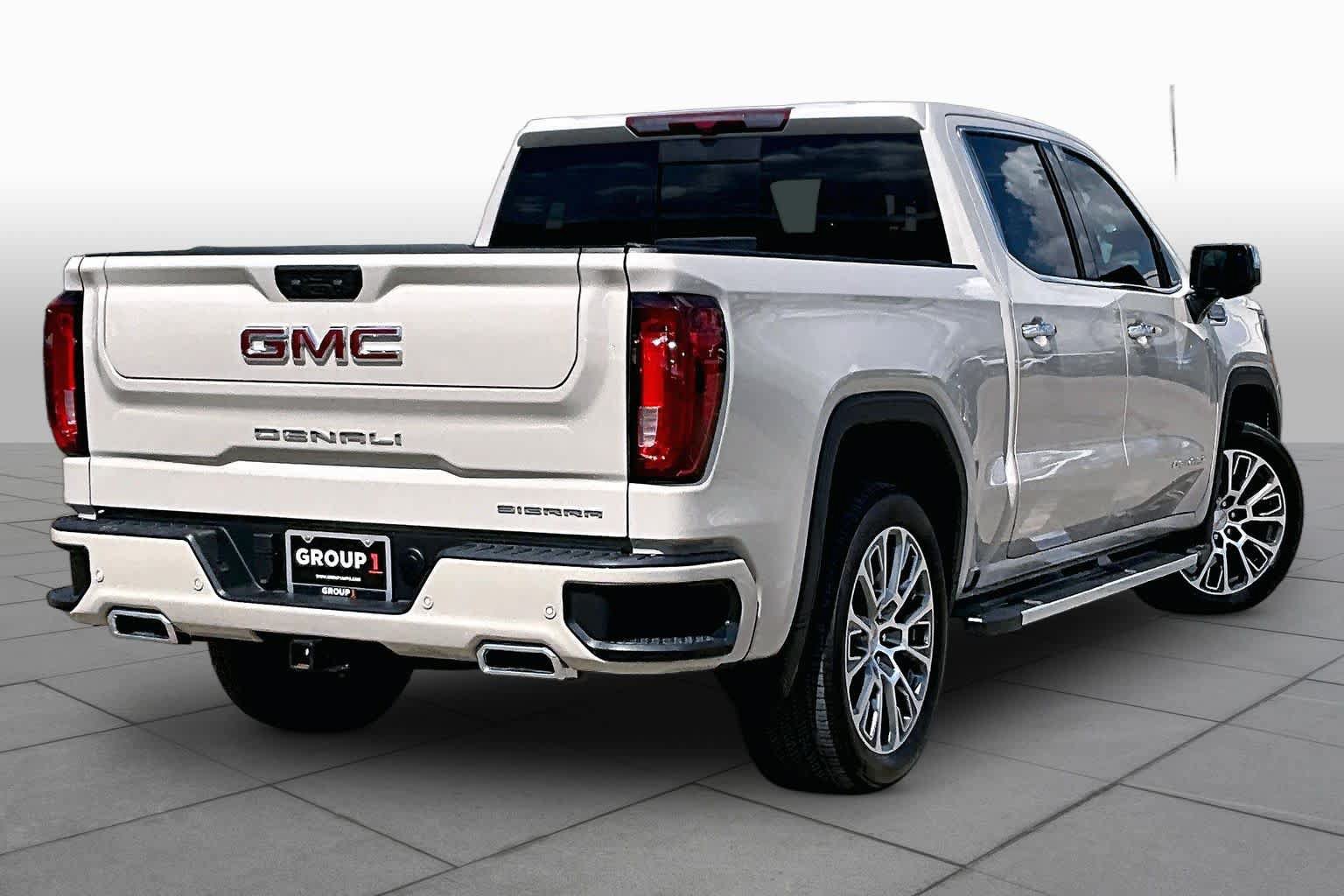 Used 2026 GMC Sierra 1500 Denali AWD/4WD image 13