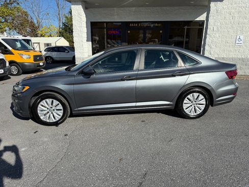 Used 2019 Volkswagen Jetta SE image 34