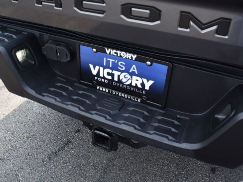Used 2016 Toyota Tacoma TRD Off-Road w/ Towing Package AWD/4WD image 24