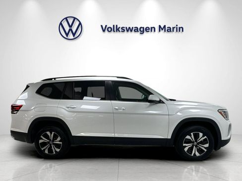 New 2026 Volkswagen Atlas SE FWD image 6