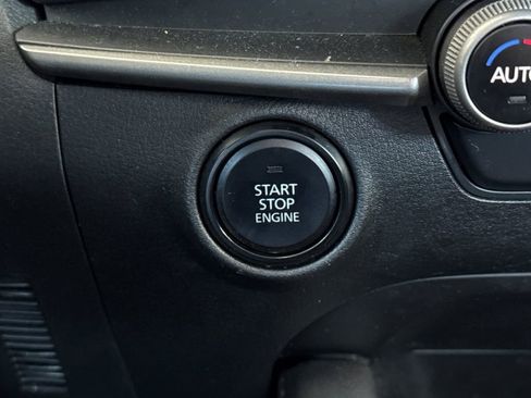 Used 2024 MAZDA MAZDA3 s image 30