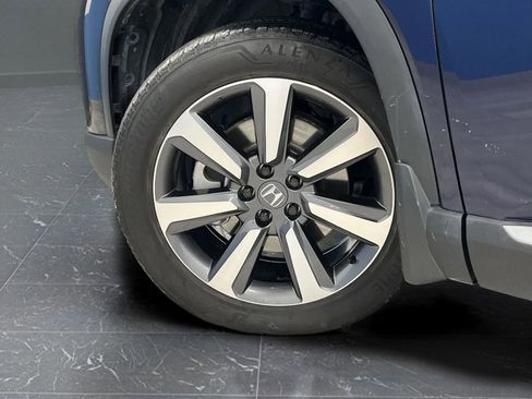 Used 2024 Honda Pilot Touring image 37