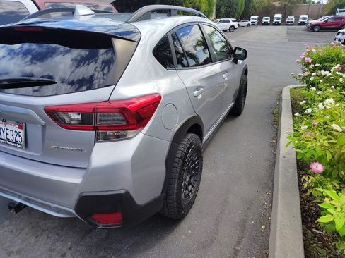 Used 2023 Subaru Crosstrek 2.0i Premium AWD/4WD image 5
