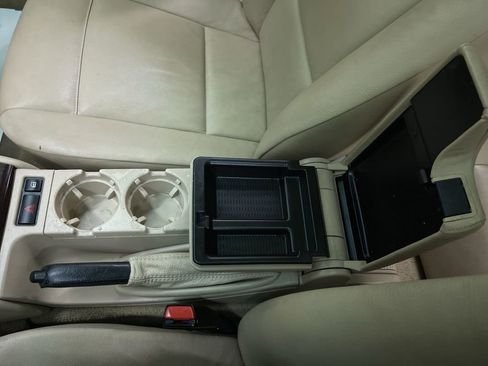 Used 2004 BMW 330xi Sedan image 23