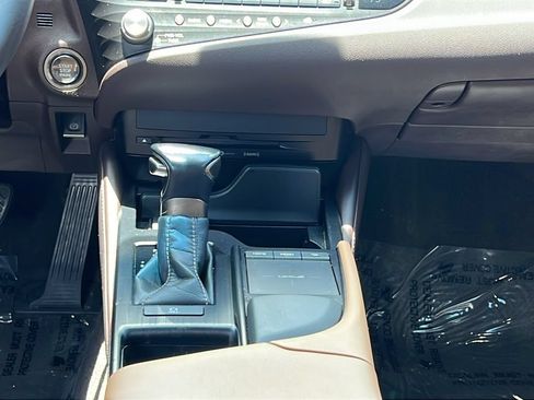 Used 2021 Lexus ES 350 w/ Accessory Package FWD image 15