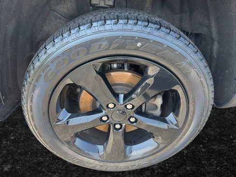 Certified 2023 Jeep Grand Cherokee L Altitude AWD/4WD image 22