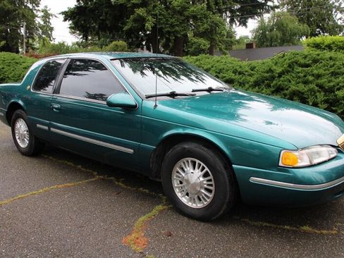 Used 1997 Mercury Cougar XR7 image 2