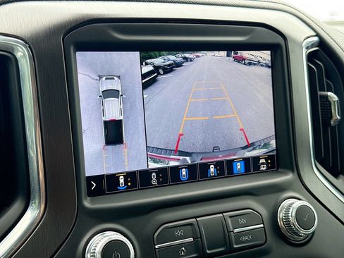 Used 2023 GMC Sierra 3500 AT4 w/ AT4 Preferred Package AWD/4WD image 16