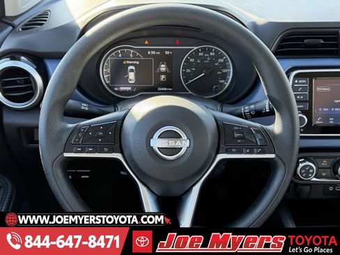 Used 2025 Nissan Versa SV image 14