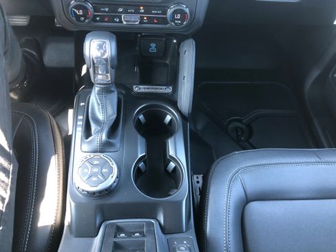 New 2025 Ford Bronco Badlands w/ Sasquatch Package image 21