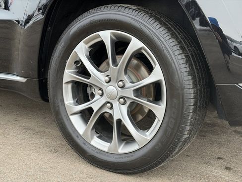 Used 2019 Jeep Grand Cherokee Summit w/ Platinum Series Group image 28