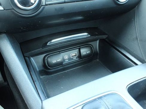 Used 2018 Kia Optima LX FWD image 18