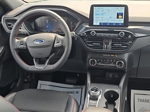 Used 2025 Ford Escape ST-Line image 22