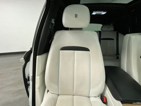 Used 2019 Rolls-Royce Cullinan AWD/4WD image 18