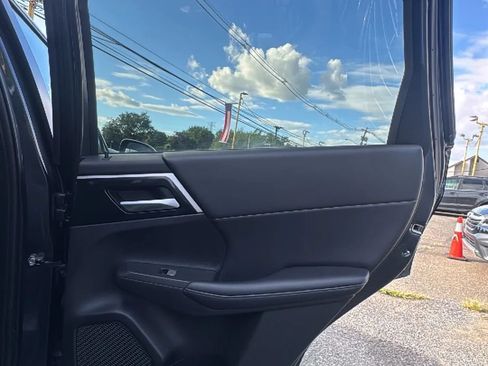 Used 2024 Mitsubishi Outlander Ralliart AWD/4WD image 24