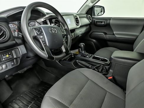 Used 2019 Toyota Tacoma SR w/ SX Package RWD image 13