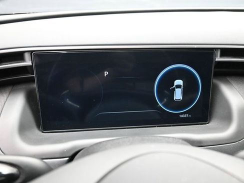 Used 2024 Hyundai Tucson Limited image 11