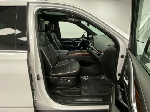 Used 2023 Cadillac Escalade Premium Luxury w/ LPO, Floor Liner Package AWD/4WD image 23
