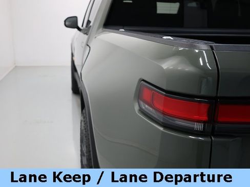 Used 2022 Rivian R1T Launch Edition image 28